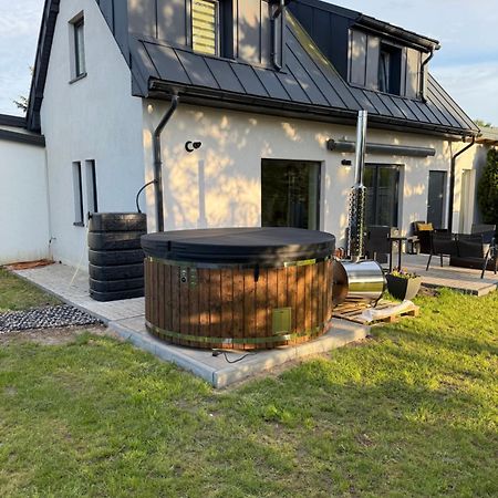 Koniec Swiata Dom 84M2 Z Balia Villa Mikołajki Exteriör bild